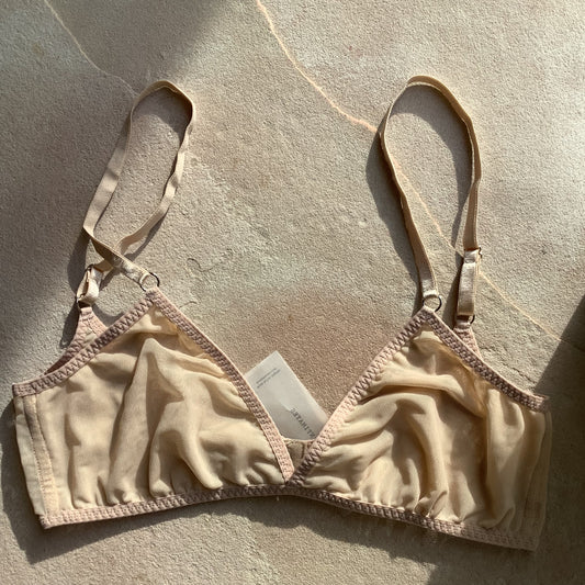 Daily Triangle Bra: Ecru