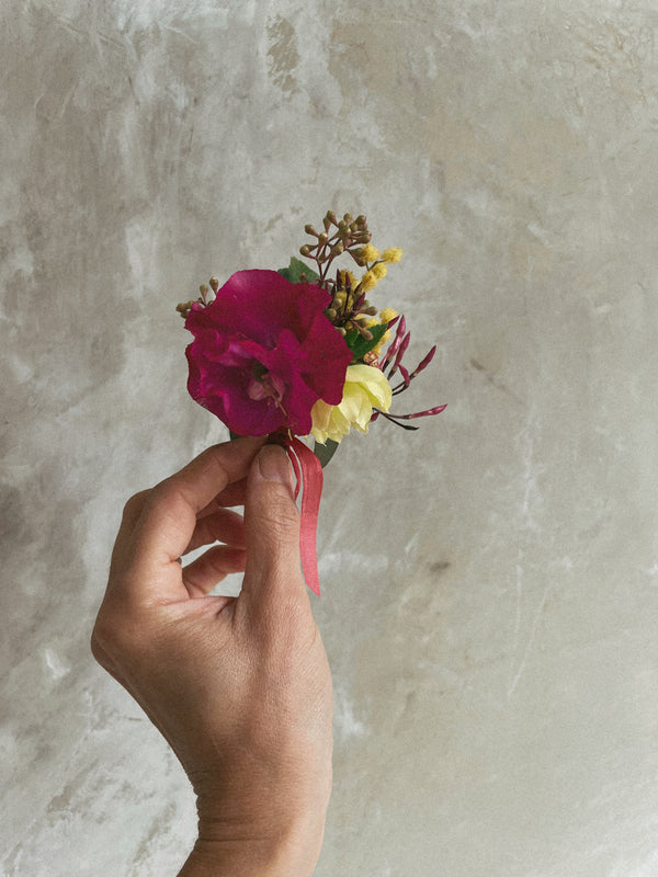 Boutonnieres image 1
